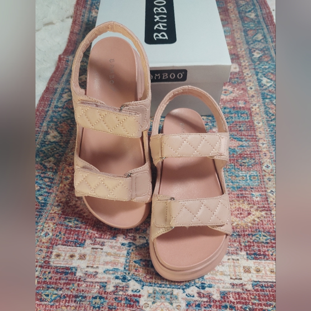 NIB Pink Bamboo Reiki Sandals